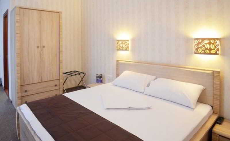 Noname Hotel Odessa Eksteriør bilde