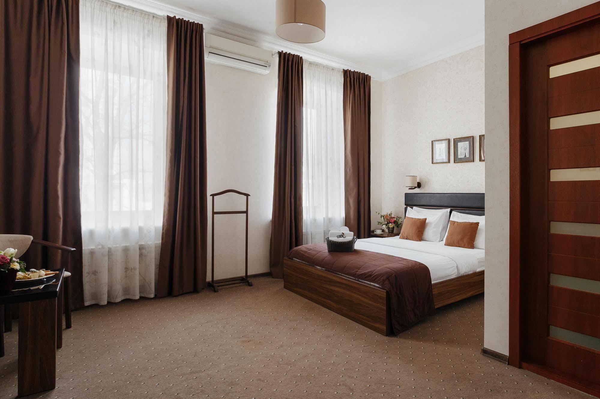 Noname Hotel Odessa Eksteriør bilde