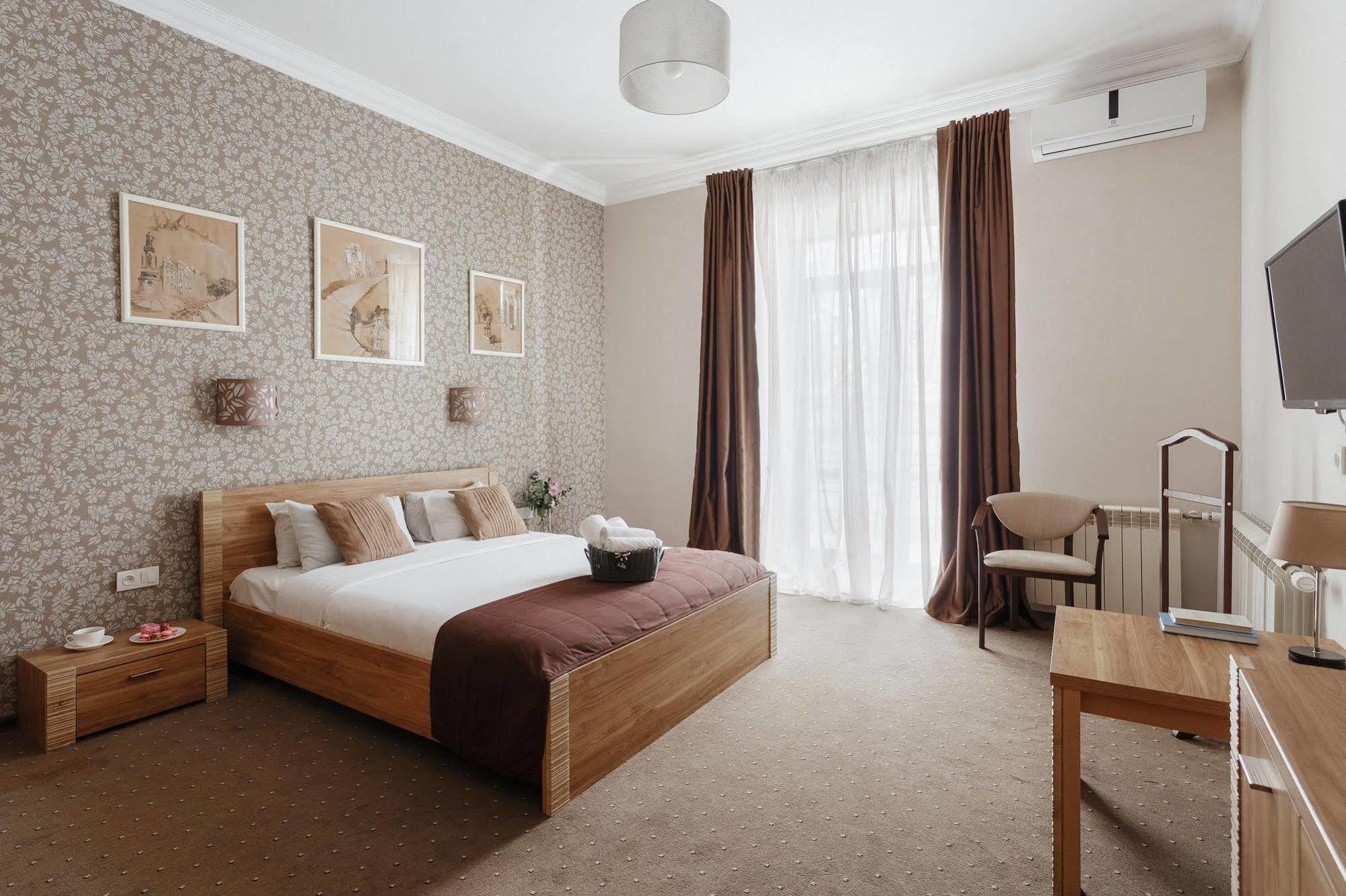 Noname Hotel Odessa Eksteriør bilde