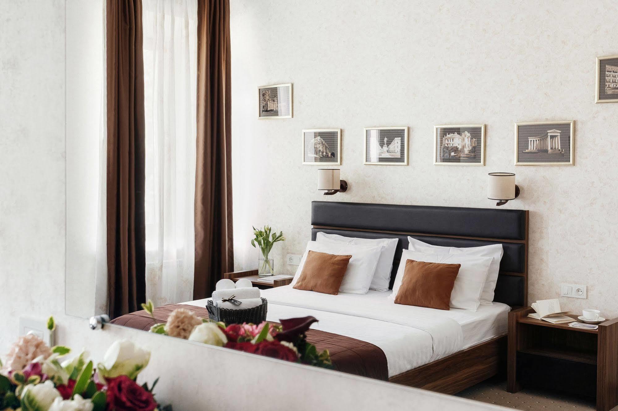 Noname Hotel Odessa Eksteriør bilde